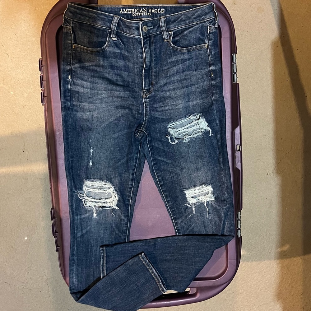 Women’s American Eagle Ripped Jeans - Super Hi-Rise Jegging, Size 10